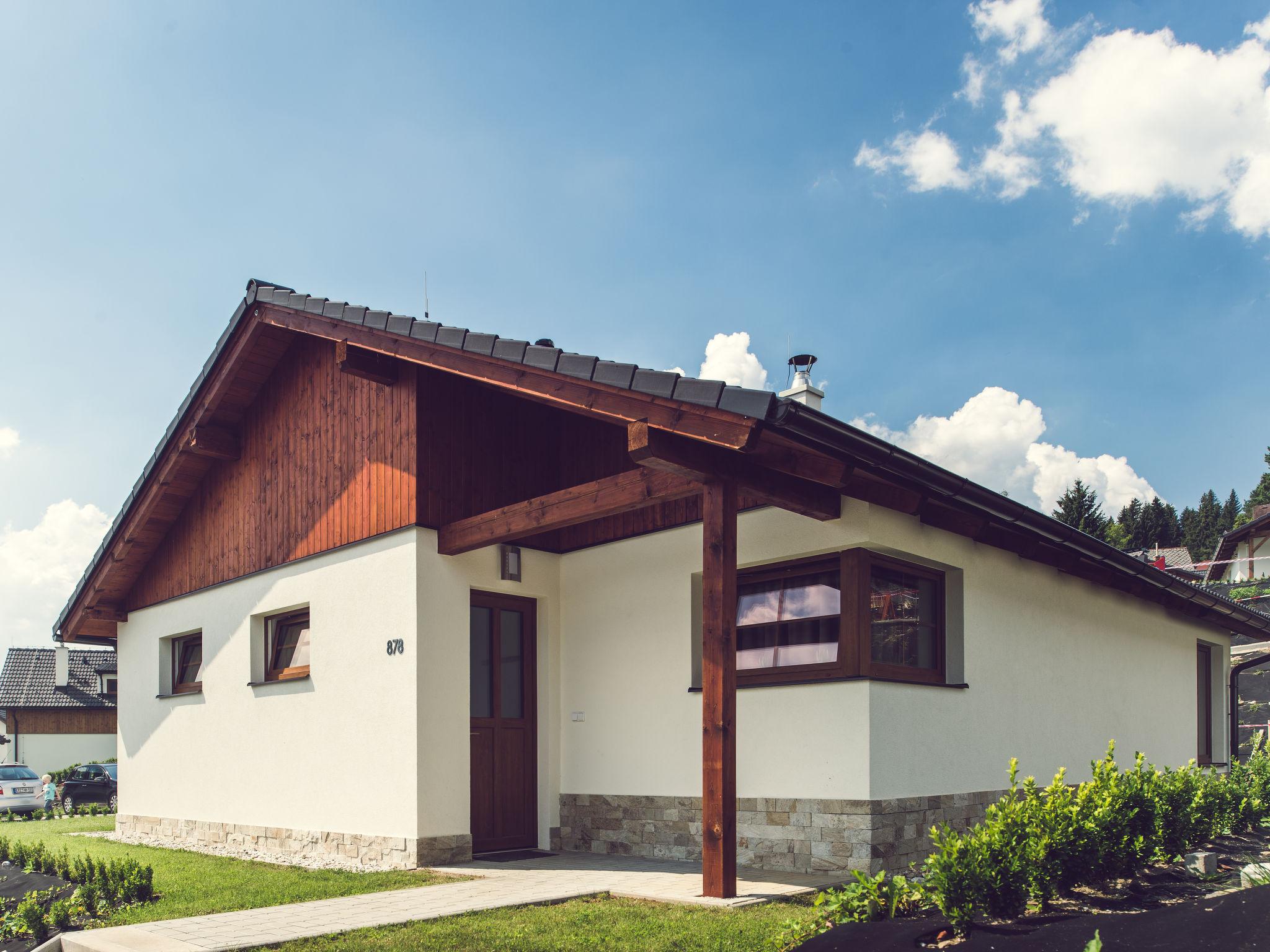 Foto 8 - Casa con 2 camere da letto a Lipno nad Vltavou con giardino e vista sulle montagne