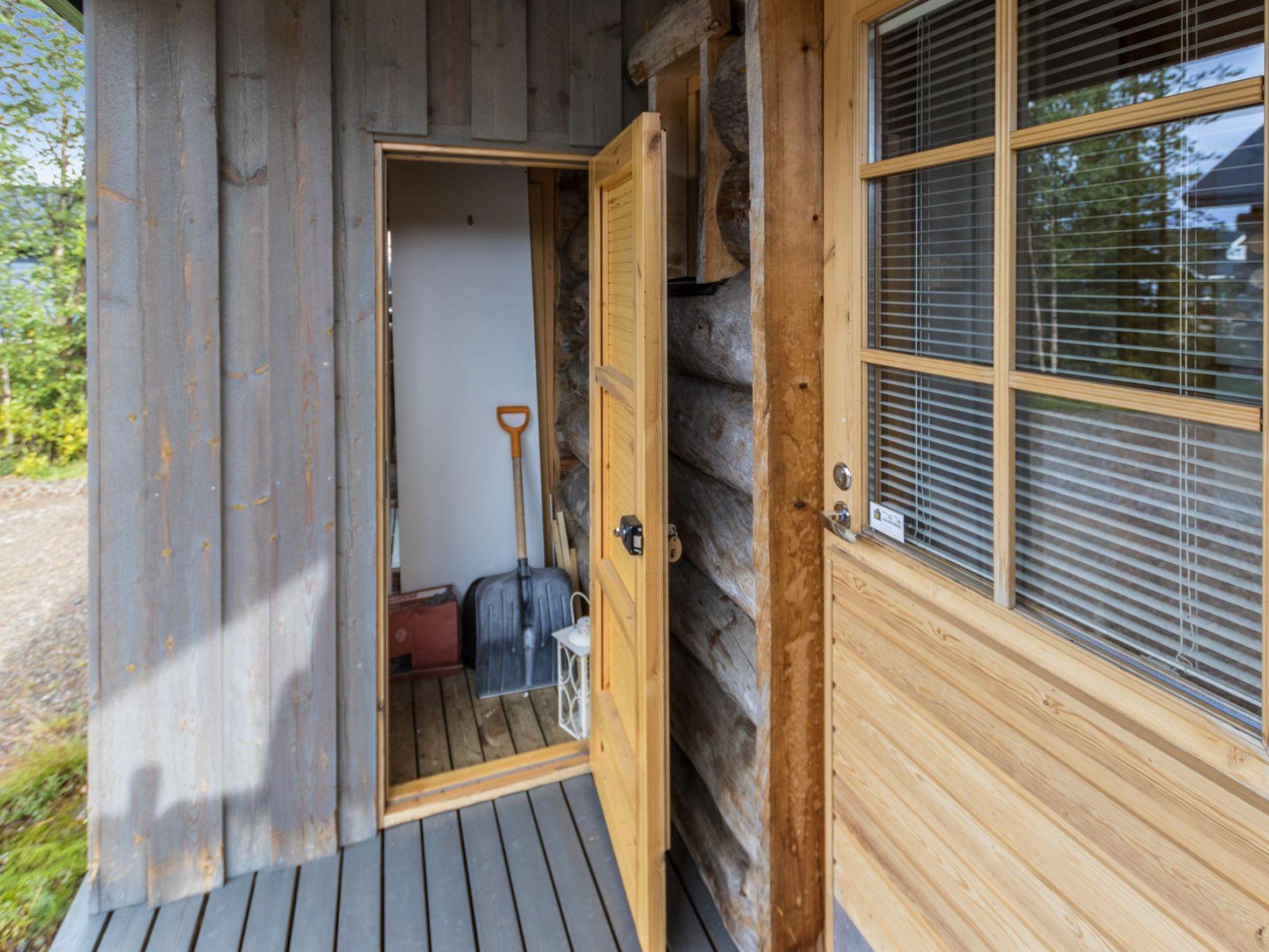 Foto 15 - Haus mit 1 Schlafzimmer in Kolari mit sauna und blick auf die berge