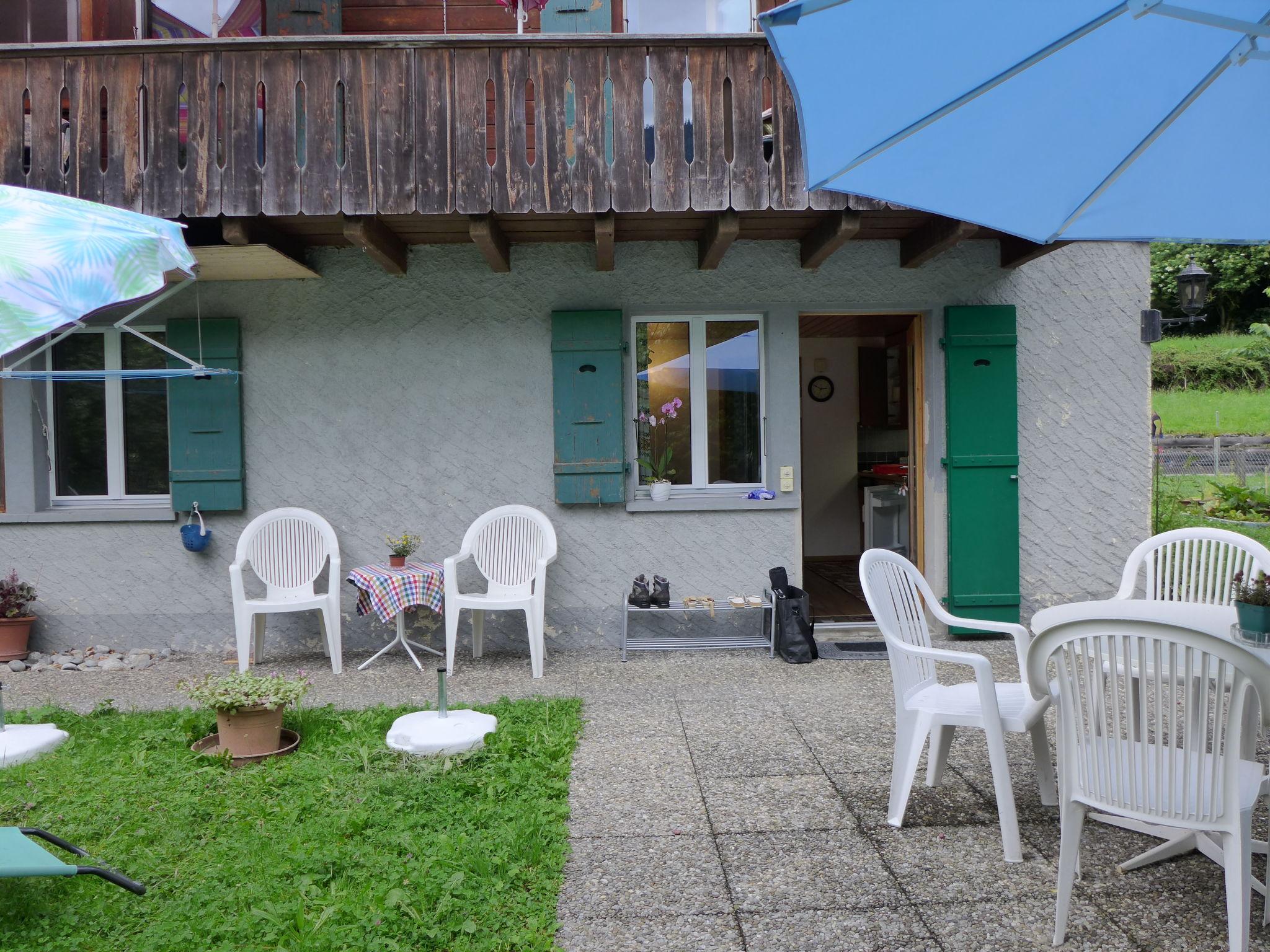 Photo 2 - Appartement de 1 chambre à Meiringen avec jardin et vues sur la montagne