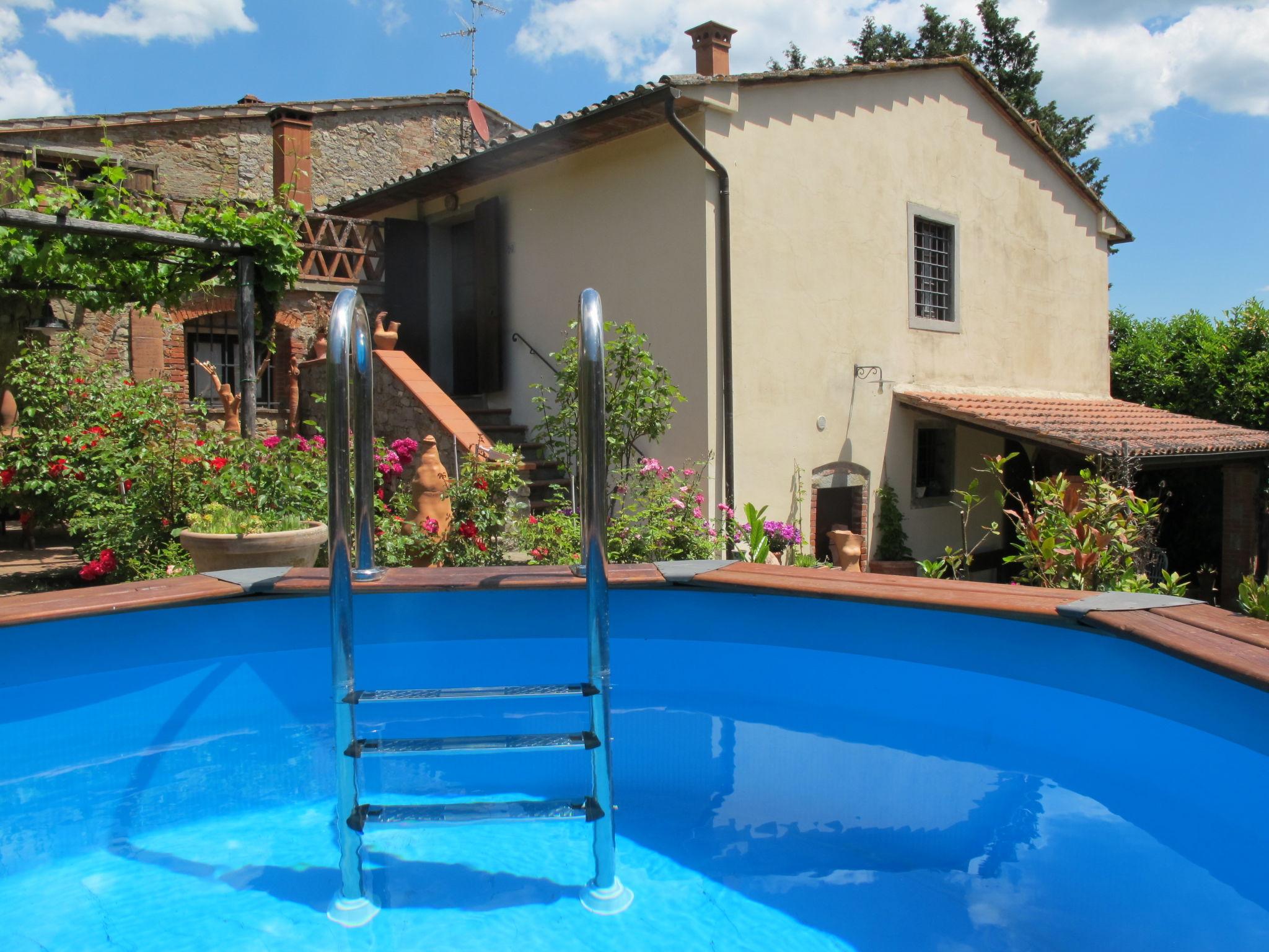 Photo 4 - 2 bedroom Apartment in Bucine with private pool and garden