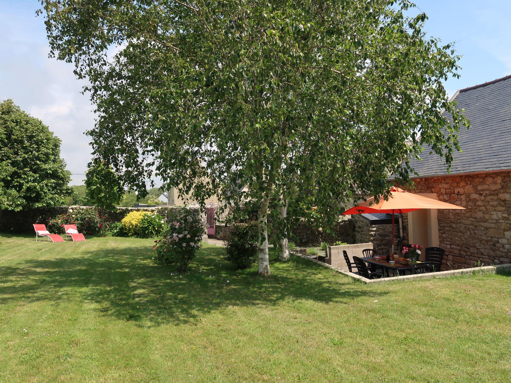 Photo 25 - Maison de 3 chambres à Primelin avec jardin et vues à la mer