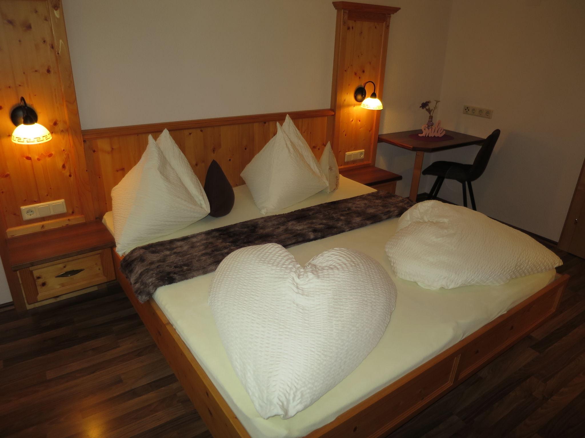 Foto 16 - Appartamento con 2 camere da letto a See con sauna e vista sulle montagne