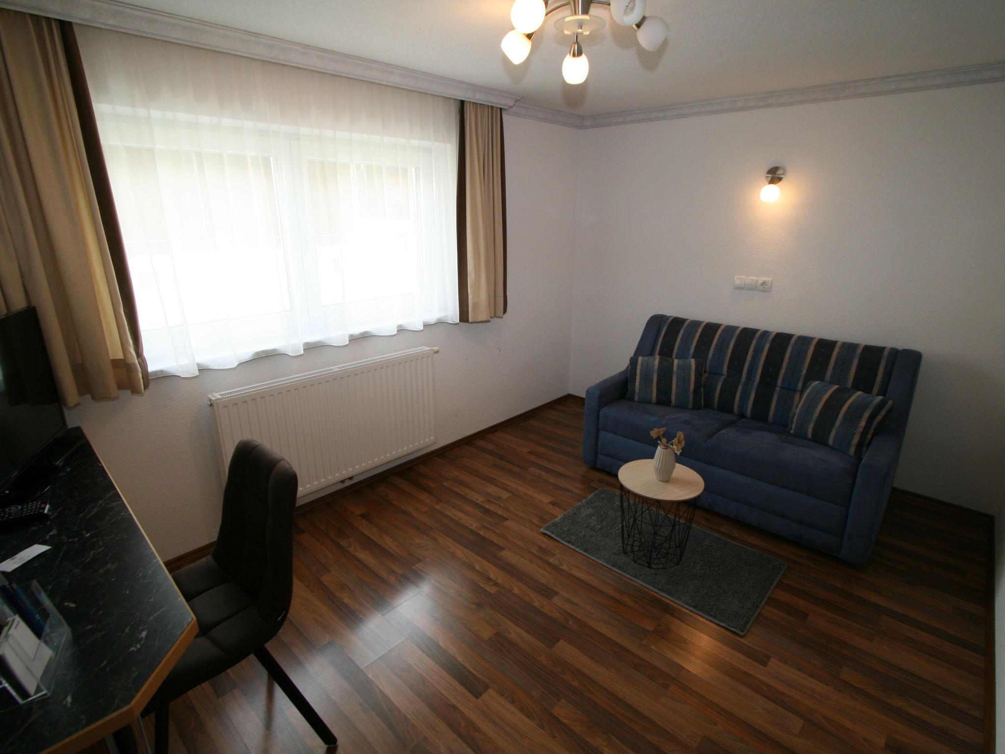 Photo 12 - 2 bedroom Apartment in See with sauna and mountain view