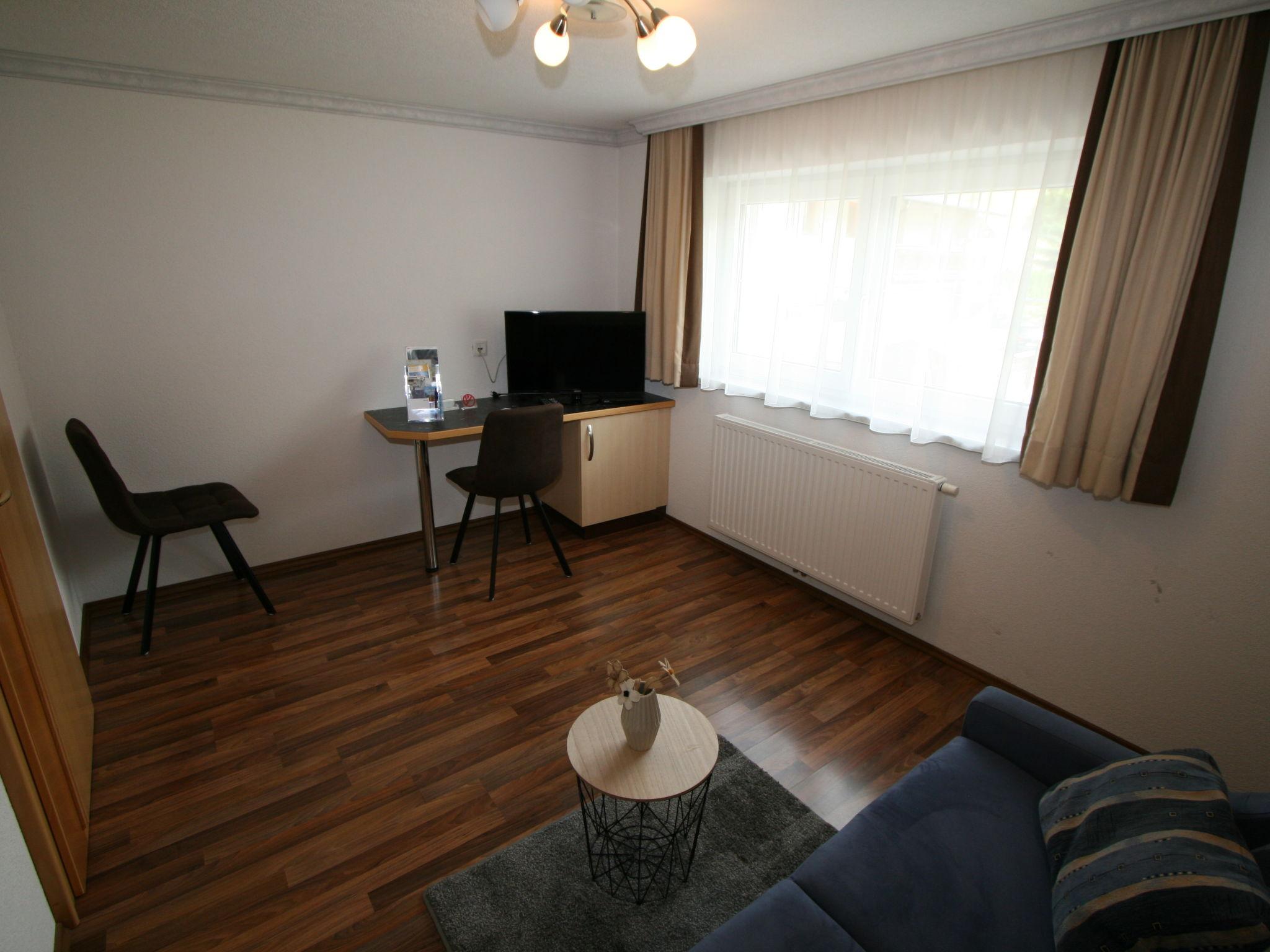 Photo 13 - 2 bedroom Apartment in See with sauna and mountain view