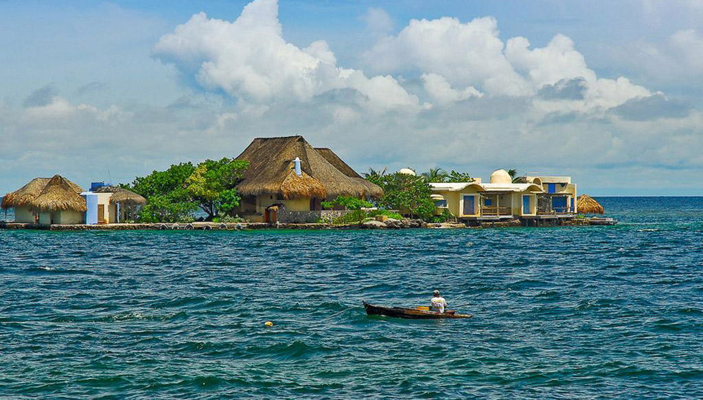 Excursion to Majagua Rosario Islands - Photo 1