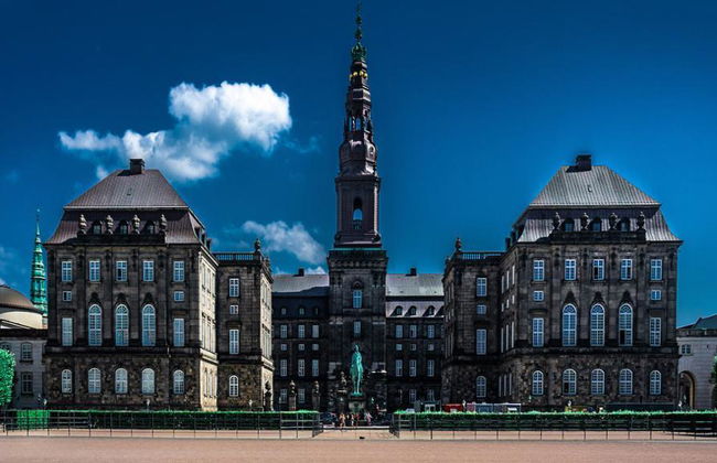 Copenhagen Highlights Private Walking Tour - Photo 2