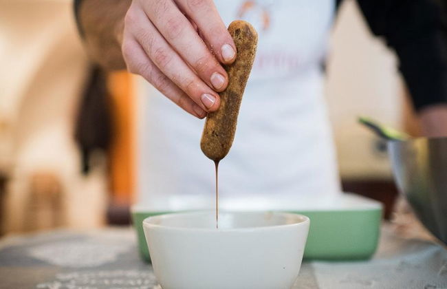 Private Pasta & Tiramisu Class in Bologna - Foto 3