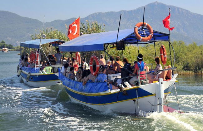 Escursione di una giornata intera alle Terme di Dalyan e alla Spiaggia delle Tartarughe - Foto 2