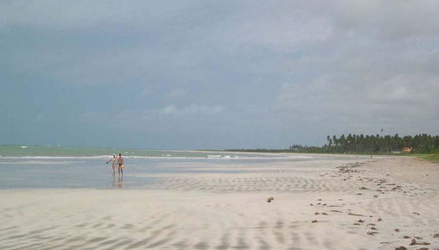 Explore as piscinas naturais da Praia de Paripueira - Foto 4