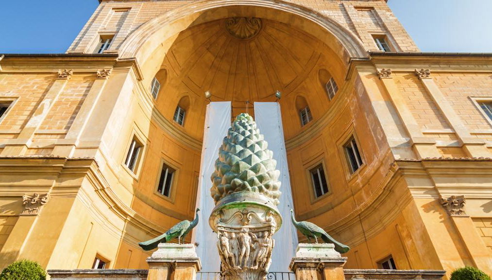 Immersive audio walks: Discover one of the greatest art rivalries at Vatican Museums - Photo 1