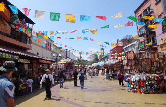 Paseo privado por la ciudad de Tijiuana - Foto 5