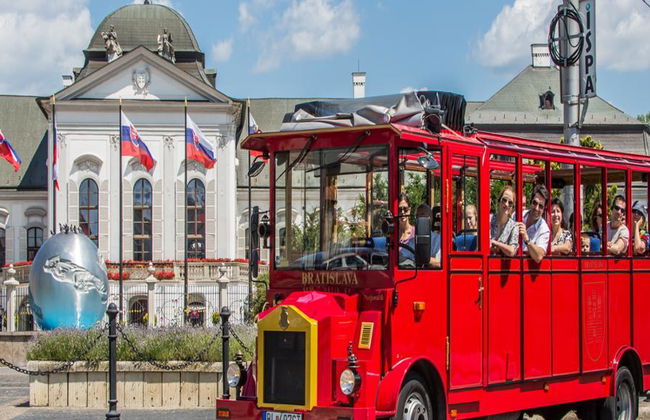 Bratislava City Tours Presporacik Oldtimer - Panoramic Tour - Foto 2