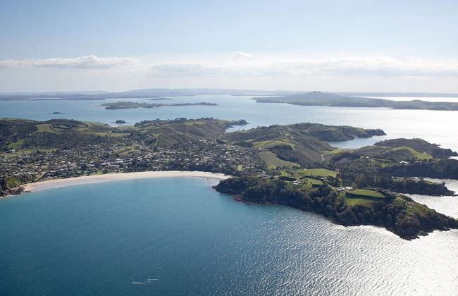 Ferri de ida y vuelta a la isla Waiheke - Foto 3