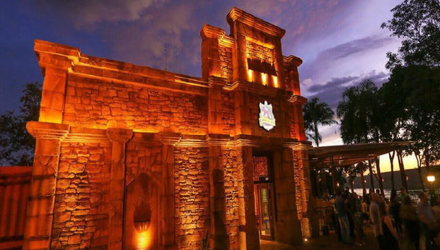 Dinner at Cabeza de Vaca Restaurant - With transport and Tickets to the 3 Borders Landmark - Foto 3