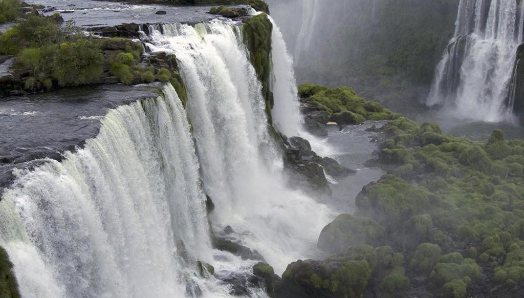 Visita al Parque Nacional de Iguazú y la Represa de Itaipú - Foto 1