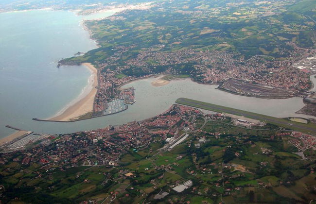 Private Tour: Car Disposal and Driver to Discover Hondarribia from San Sebastian - Photo 3
