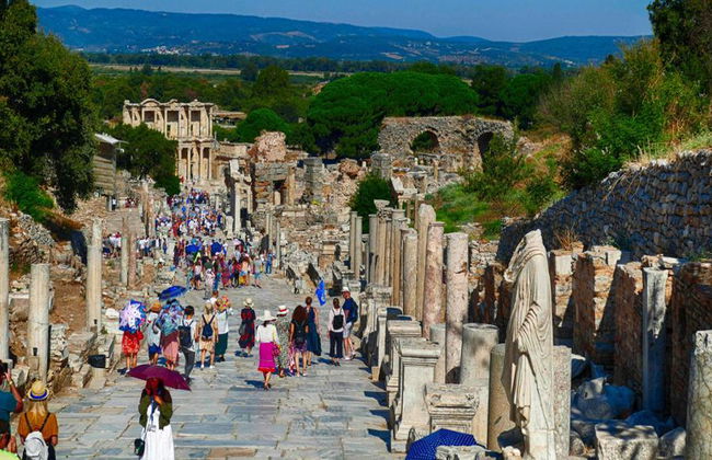 Discover Ephesus with Lunch - Full-Day Tour - Foto 2