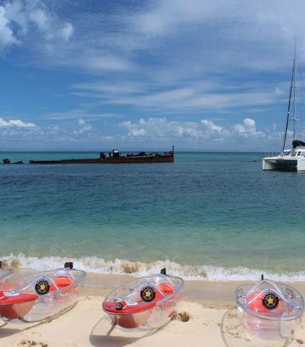 Photo – Moreton Island Get Wrecked - Full-Day Tour