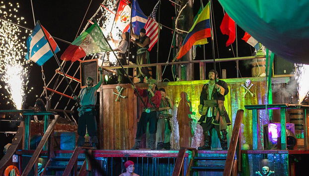 Jolly Roger Pirate Ship with Dinner and Show in Cancun - Photo 3