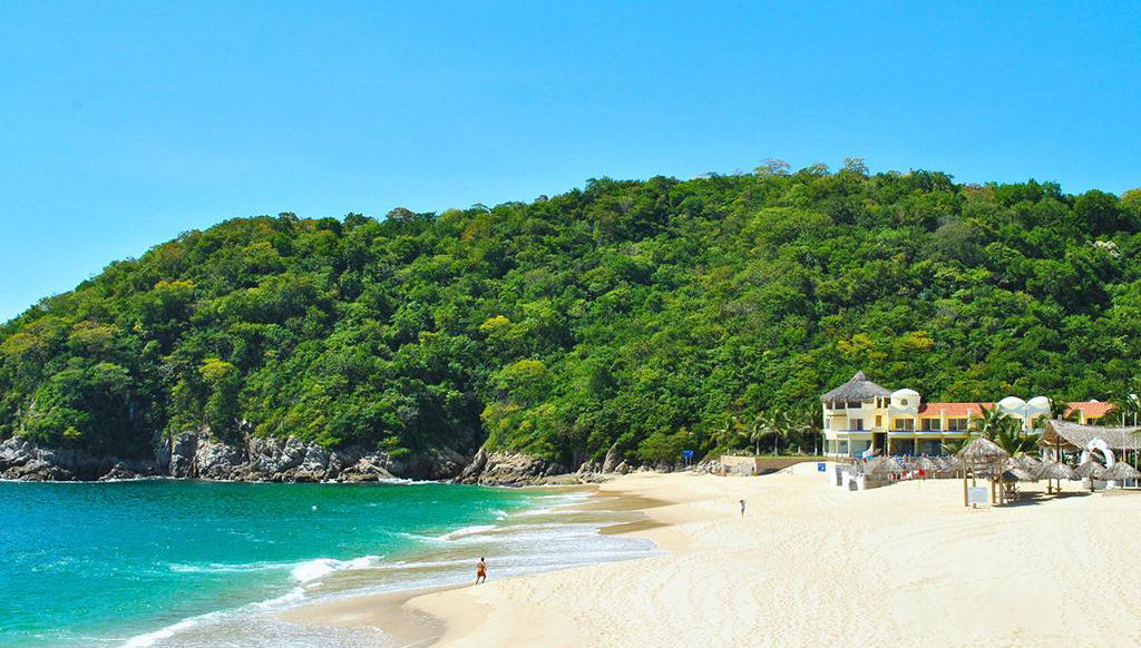 Huatulco Sea and Land Tour - Photo 1