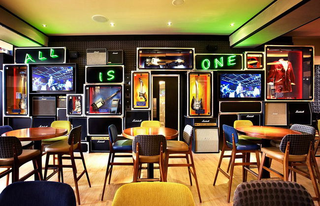 Hard Rock Cafe Copenhagen - Photo 5
