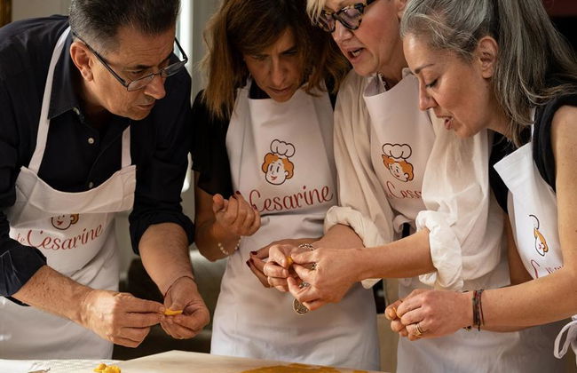 Visita al mercado local y clase de cocina privada en la casa de un boloñés en Bolonia - Foto 3