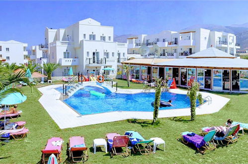 Photo 31 - Yiannis Manos Hotel Resort