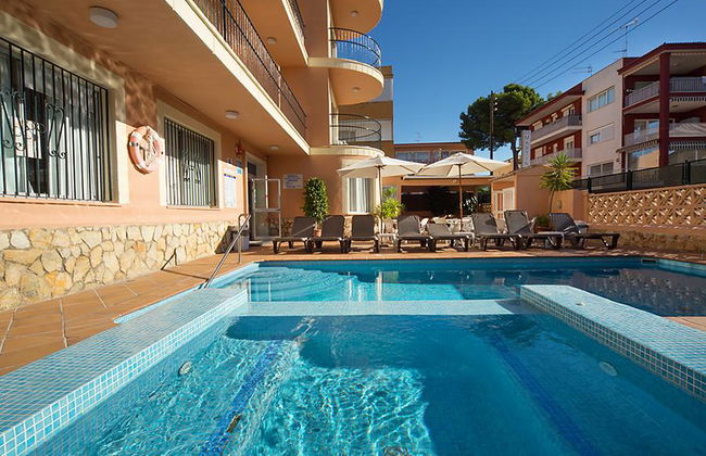 Martinez Apartments - Foto 10