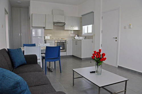 Photo 9 - Kaos Hotel Apartments