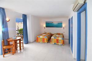 Photo 16 - Apartamentos Formentera - Adults Only