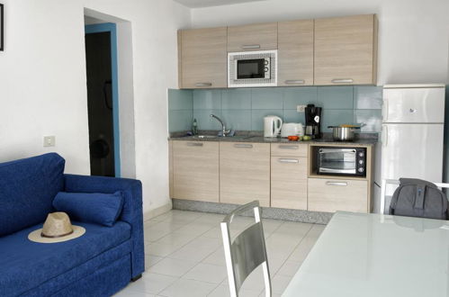 Photo 3 - Roslara Apartments