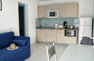 Photo 3 - Roslara Apartments