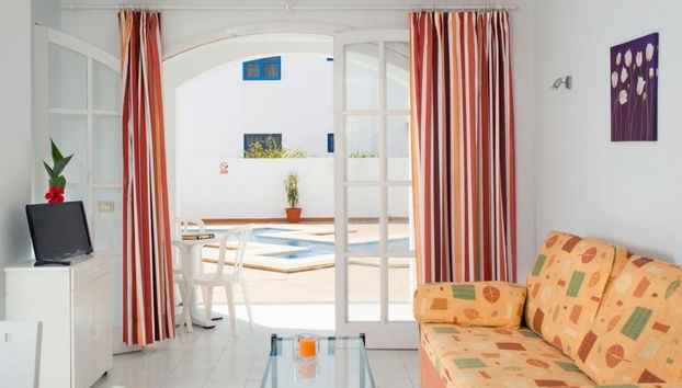 Corona Mar Apartments - Foto 4