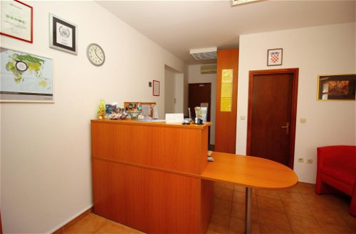 Photo 9 - Bacan Serviced Apartments