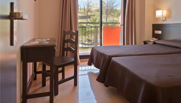 Fuengirola Beach Aparthotel - Foto 2