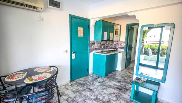 Club Aquarium Apartments - Photo 5