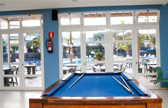 Apartamentos LIVVO Morromar - Photo 3