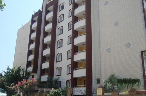 Foto 1 - Golden Moon Apartments