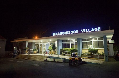 Photo 33 - Makronisos Village Club