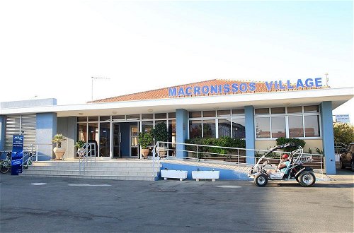 Foto 35 - Makronisos Village Club