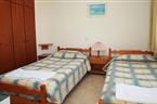 Photo 2 - New York Hotel Apartments