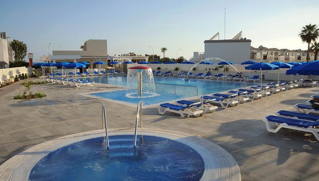 Euronapa Hotel Apartments - Foto 2