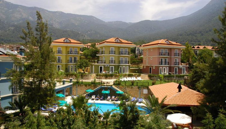 Photo 1 - Antas Deluxe Apartments