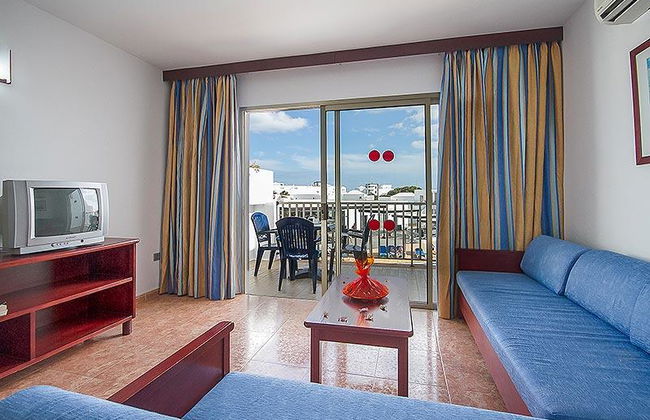 Floresta Apartments - Photo 8