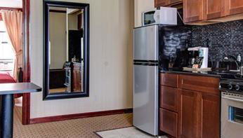 Radio City Apartments - Photo 4