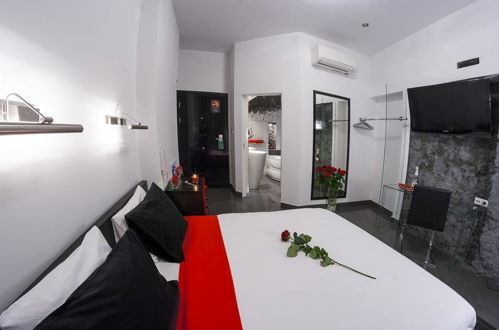 Photo 21 - Komorowski Luxury Guest Rooms