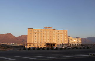 Photo 2 - Nizwa Hotel Apartments