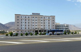 Photo 3 - Nizwa Hotel Apartments