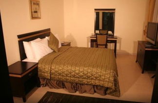 Photo 2 - Al Hayat Hotel Apartments