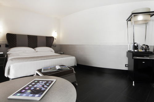 Photo 2 - Mood Suites Tritone